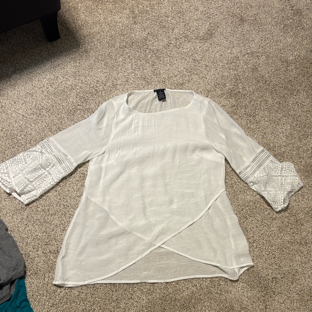 New Directions Cream Blouse with Lace Sleeves